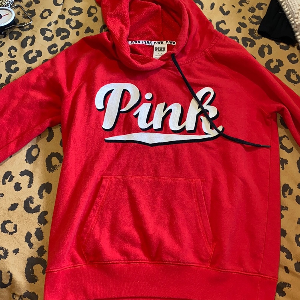 Pink Vs sweater
